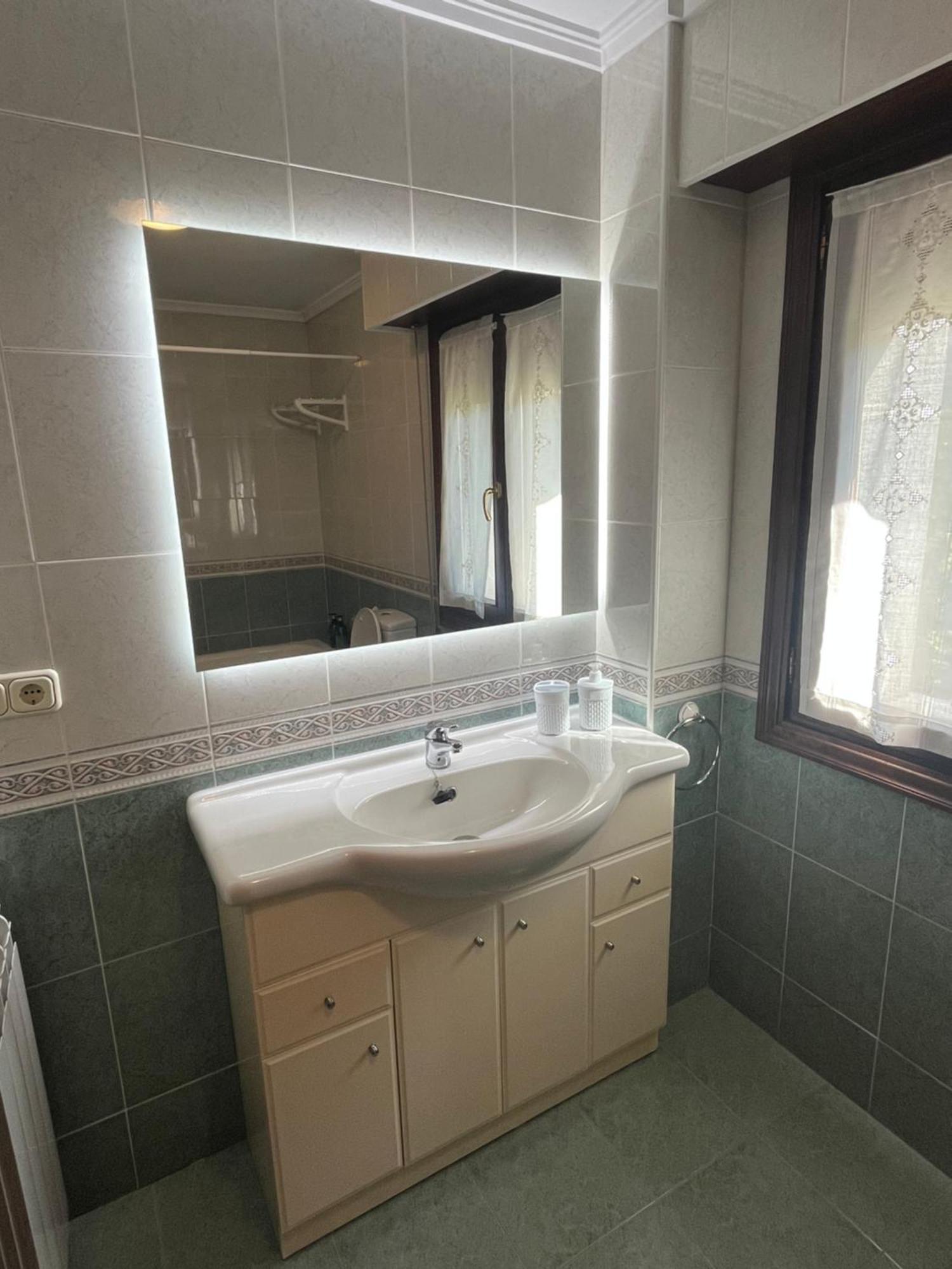 Appartamento Blaxenea Aia Esterno foto